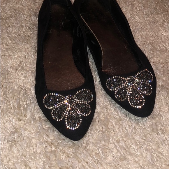 Black Flats with cute gemmed design. Elegant. - Picture 3 of 3
